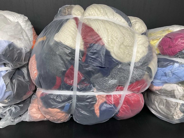 Bulkverpakking vintage kleding (4x) - afbeelding 3 van  5