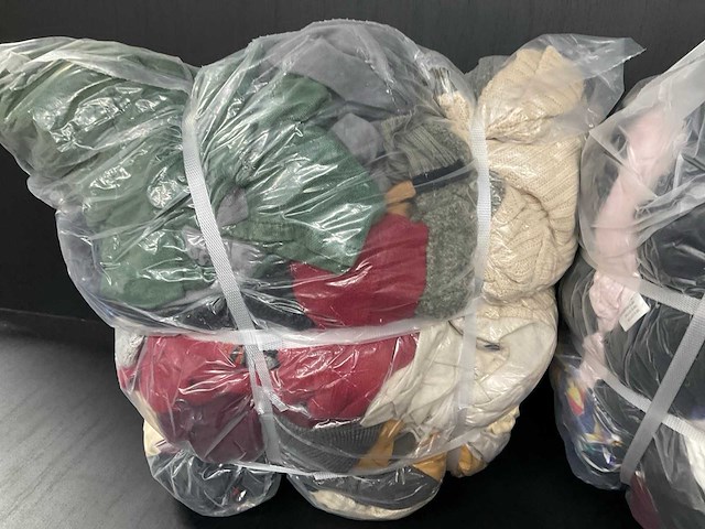 Bulkverpakking vintage kleding (4x) - afbeelding 5 van  5