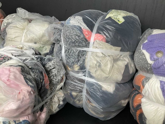 Bulkverpakking vintage kleding (5x) - afbeelding 3 van  6