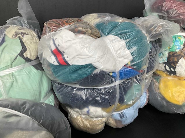 Bulkverpakking vintage kleding (5x) - afbeelding 3 van  6