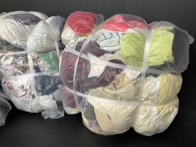 Bulkverpakking vintage kleding (5x) - afbeelding 2 van  6