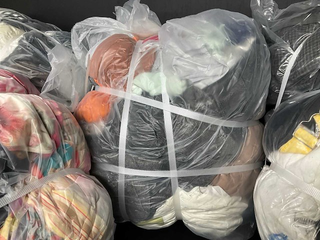 Bulkverpakking vintage kleding (5x) - afbeelding 3 van  6
