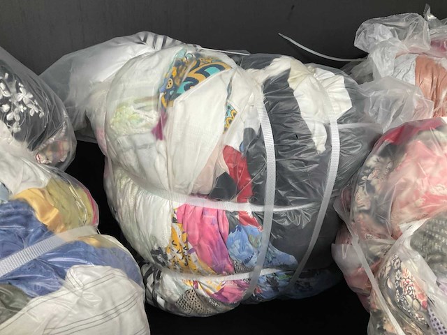 Bulkverpakking vintage kleding (5x) - afbeelding 5 van  6