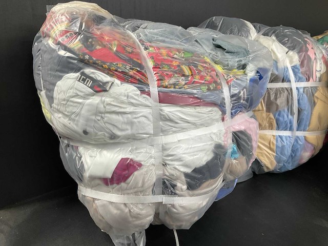 Bulkverpakking vintage kleding (5x) - afbeelding 6 van  6