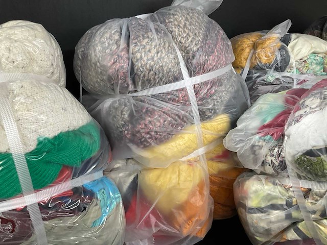 Bulkverpakking vintage kleding (5x) - afbeelding 5 van  6