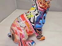 Bulldog sculptuur - neon grafitti dog - afbeelding 5 van  7