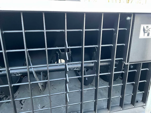 Bullforce - betonmenger - betonmixer voor shovel/shranklader - afbeelding 9 van  13