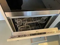 Bulthaup keukenopstelling met miele apparatuur - afbeelding 14 van  19