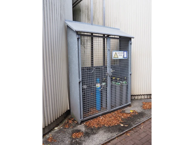 Bumax - afbeelding 1 van  5