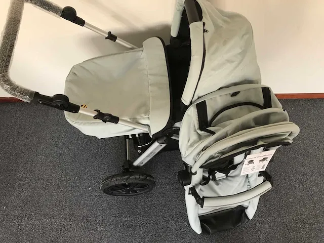 Bumble and bee - 2 in 1 - kinderwagen - afbeelding 3 van  3