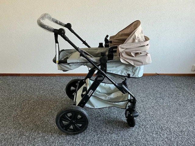 Bumble and bee kinderwagen - afbeelding 6 van  6
