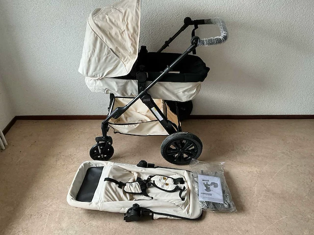 Bumble and bee kinderwagen - afbeelding 3 van  8