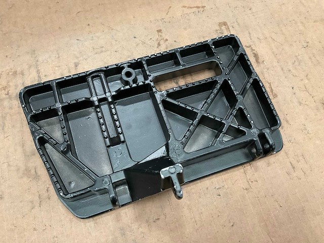 Bumper middle cover - afbeelding 2 van  3