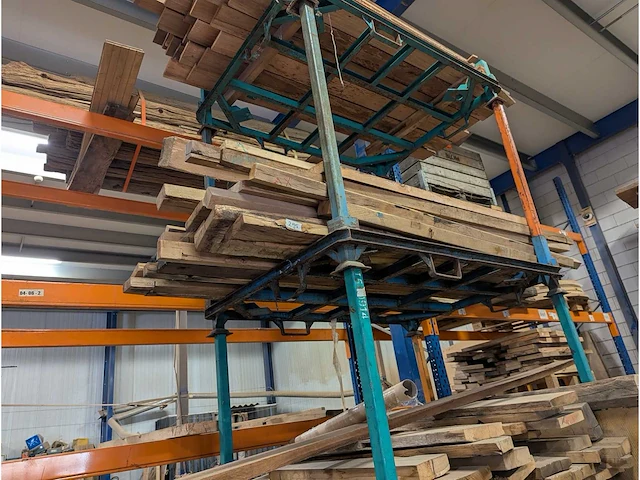 Bundel eiken delen - afbeelding 1 van  2