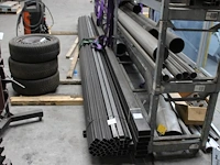 Bundel van 50 stalen kokers met afmeting 30 x 40 x 6000 mm. dikte 2 mm. - afbeelding 1 van  2