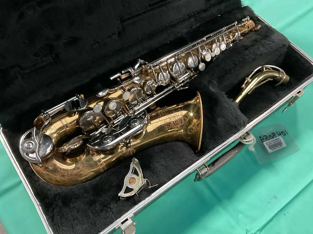 Bundy ii saxofoon - afbeelding 6 van  6