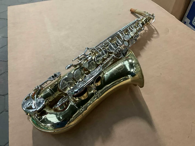 Bundy ii saxofoon - afbeelding 2 van  7