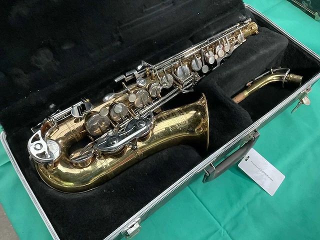 Bundy ii saxofoon - afbeelding 6 van  7