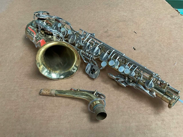 Bundy ii saxofoon - afbeelding 3 van  4