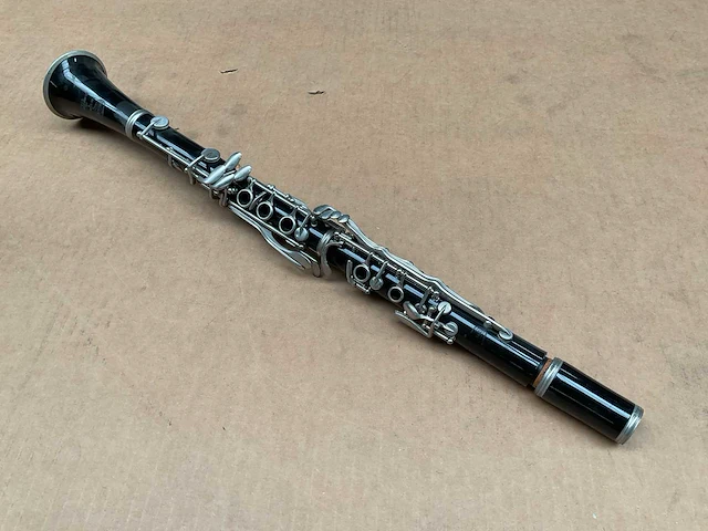 Bundy resonite clarinet - afbeelding 1 van  6