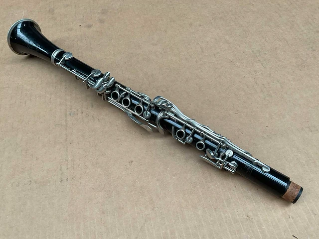 Bundy resonite clarinet - afbeelding 1 van  6