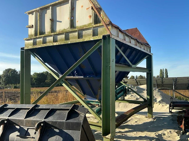 Bunker bunkeraanvoerband - afbeelding 12 van  25
