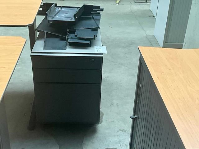 Bureau (3x) - afbeelding 5 van  5