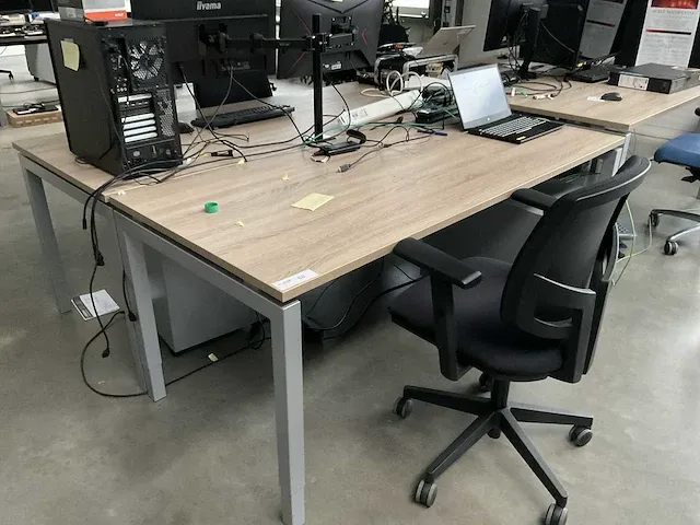 Bureau (4x) - afbeelding 8 van  14