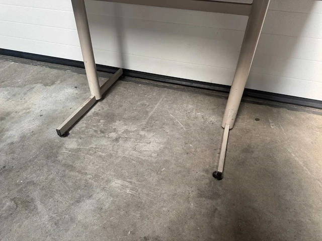 Bureau (5x) - afbeelding 4 van  4