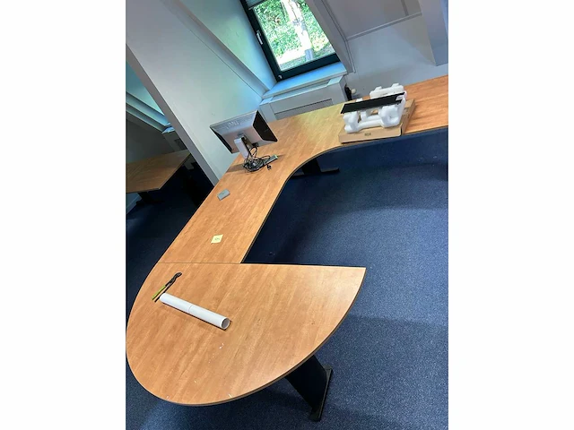 Bureau (7x) - afbeelding 8 van  16
