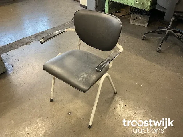 Bureau en archiefkast - afbeelding 2 van  6