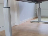 Bureau en bureaustoel giroflex - afbeelding 3 van  9