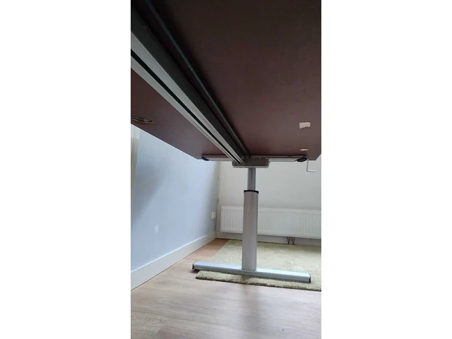 Bureau en bureaustoel giroflex - afbeelding 5 van  9