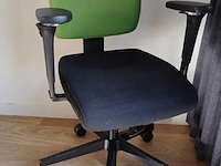 Bureau en bureaustoel giroflex - afbeelding 6 van  9