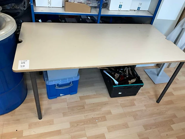 Bureau en tafel - afbeelding 6 van  6