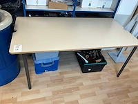 Bureau en tafel - afbeelding 6 van  6