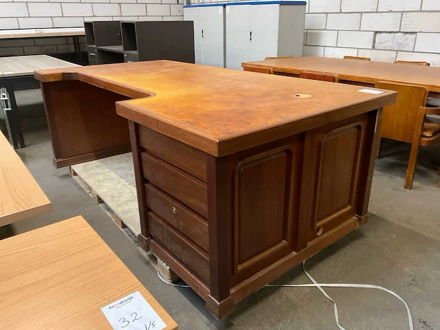 Bureau met eetkamertafel - afbeelding 3 van  19