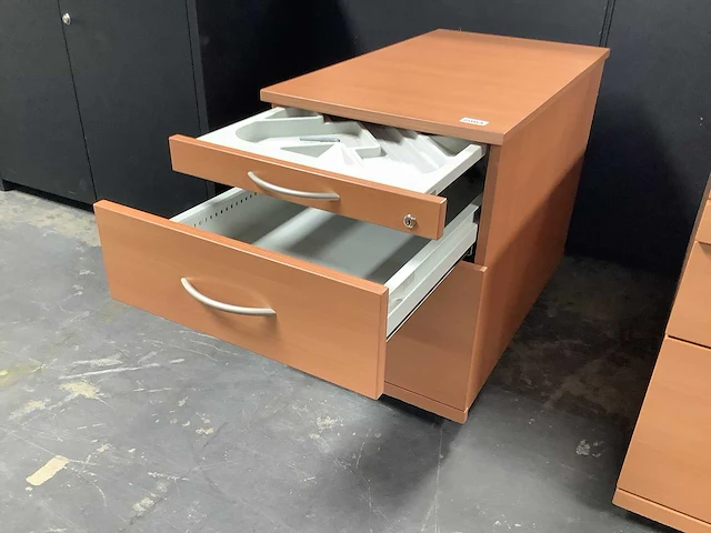 Bureau onderkast - afbeelding 1 van  2