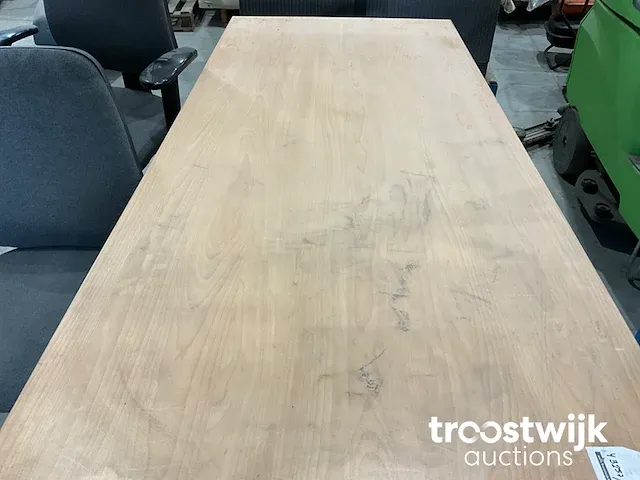 Bureau tafel met stoelen - afbeelding 3 van  5