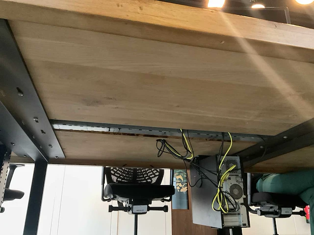 Bureau voor 8 werkplekken - afbeelding 13 van  13