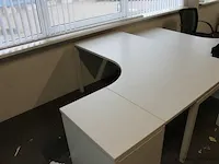 Bureau v.v. ladekast - 180x165cm