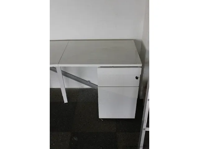 Bureau v.v. ladekast - 180x200cm - afbeelding 2 van  2