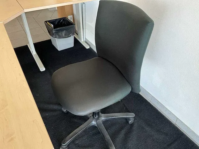 Bureau - afbeelding 3 van  4