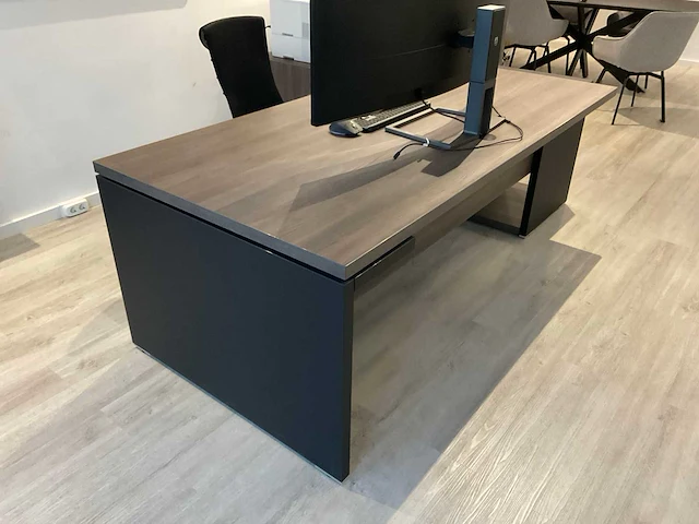 Bureau - afbeelding 9 van  15