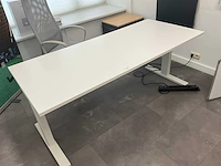 Bureau - afbeelding 3 van  10
