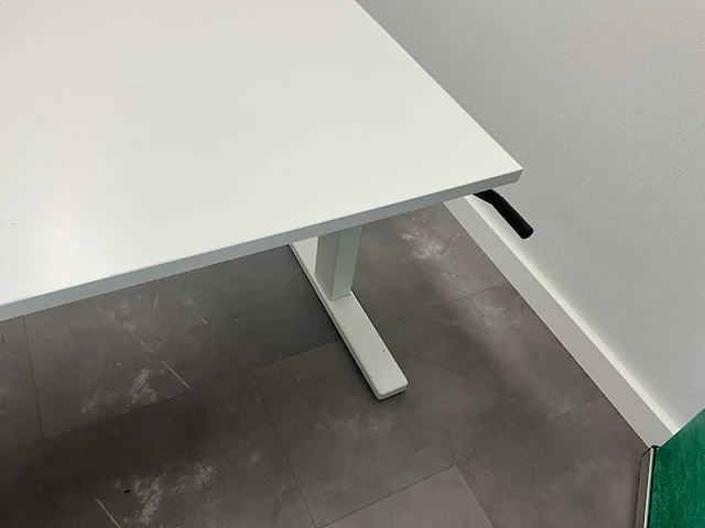 Bureau - afbeelding 5 van  10