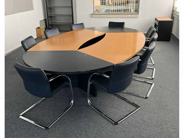 Bureau - afbeelding 1 van  3