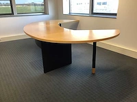 Bureau - afbeelding 1 van  5