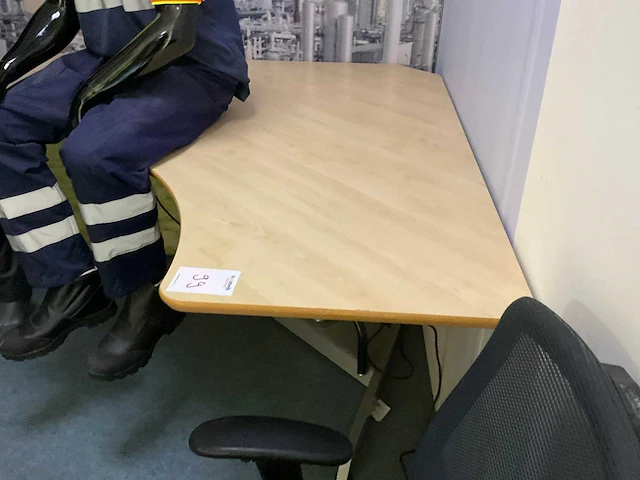 Bureau - afbeelding 3 van  5