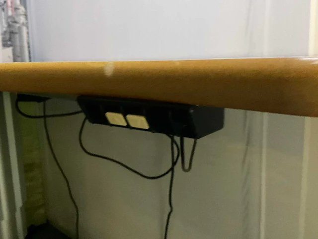 Bureau - afbeelding 5 van  5